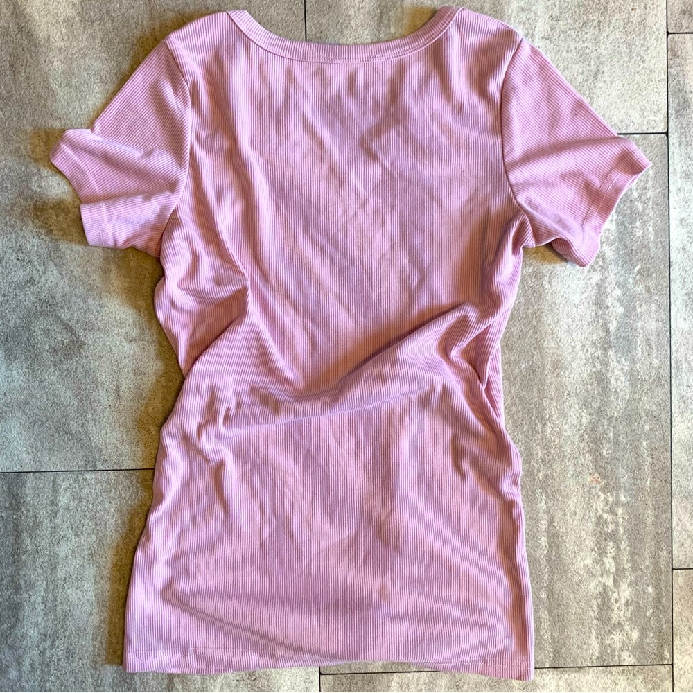 Pink Ribbed Fitted Tee - Picture 3 of 3
